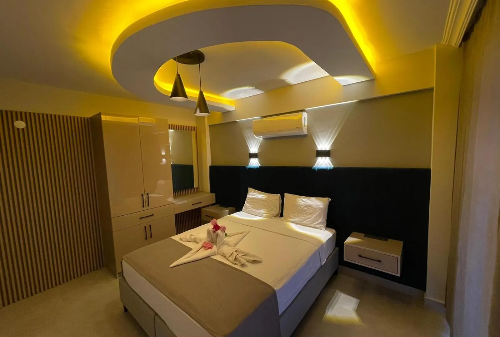 Lägenhet Suites With Private Pools Öludeniz