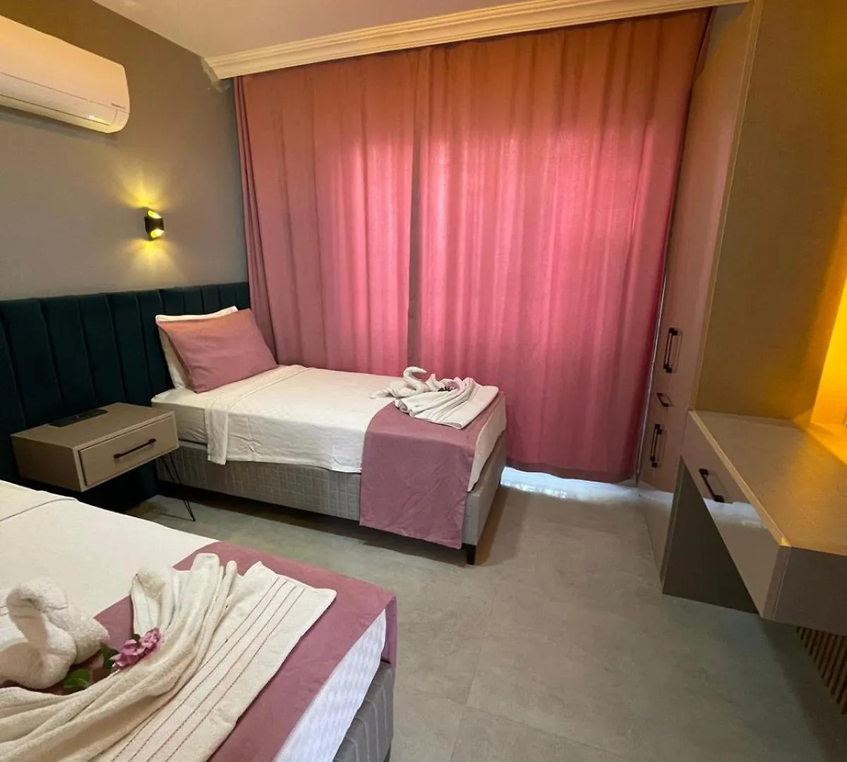 Suites With Private Pools Öludeniz 0*,