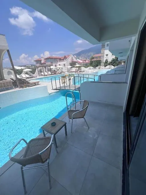 Suites With Private Pools Oludeniz