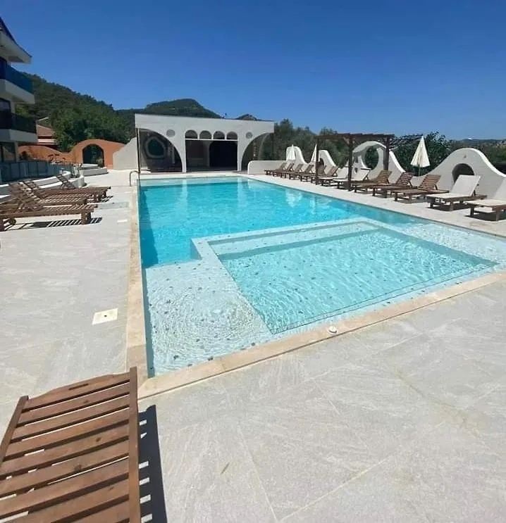 Apartment Suites With Private Pools Oludeniz