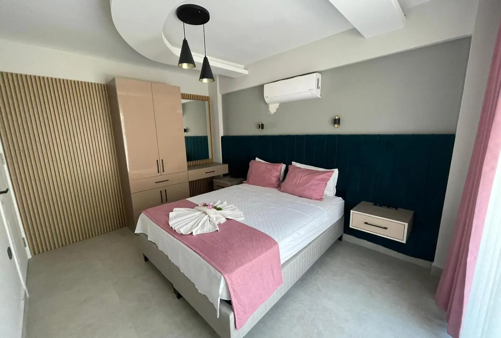 Suites With Private Pools Oludeniz