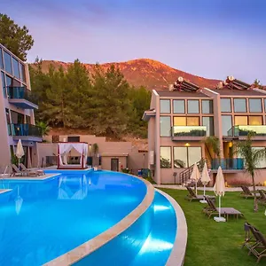 Orka Cove Penthouse & Adults Only فندق